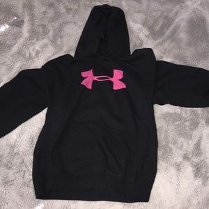 black and pink under armour sweatshirt